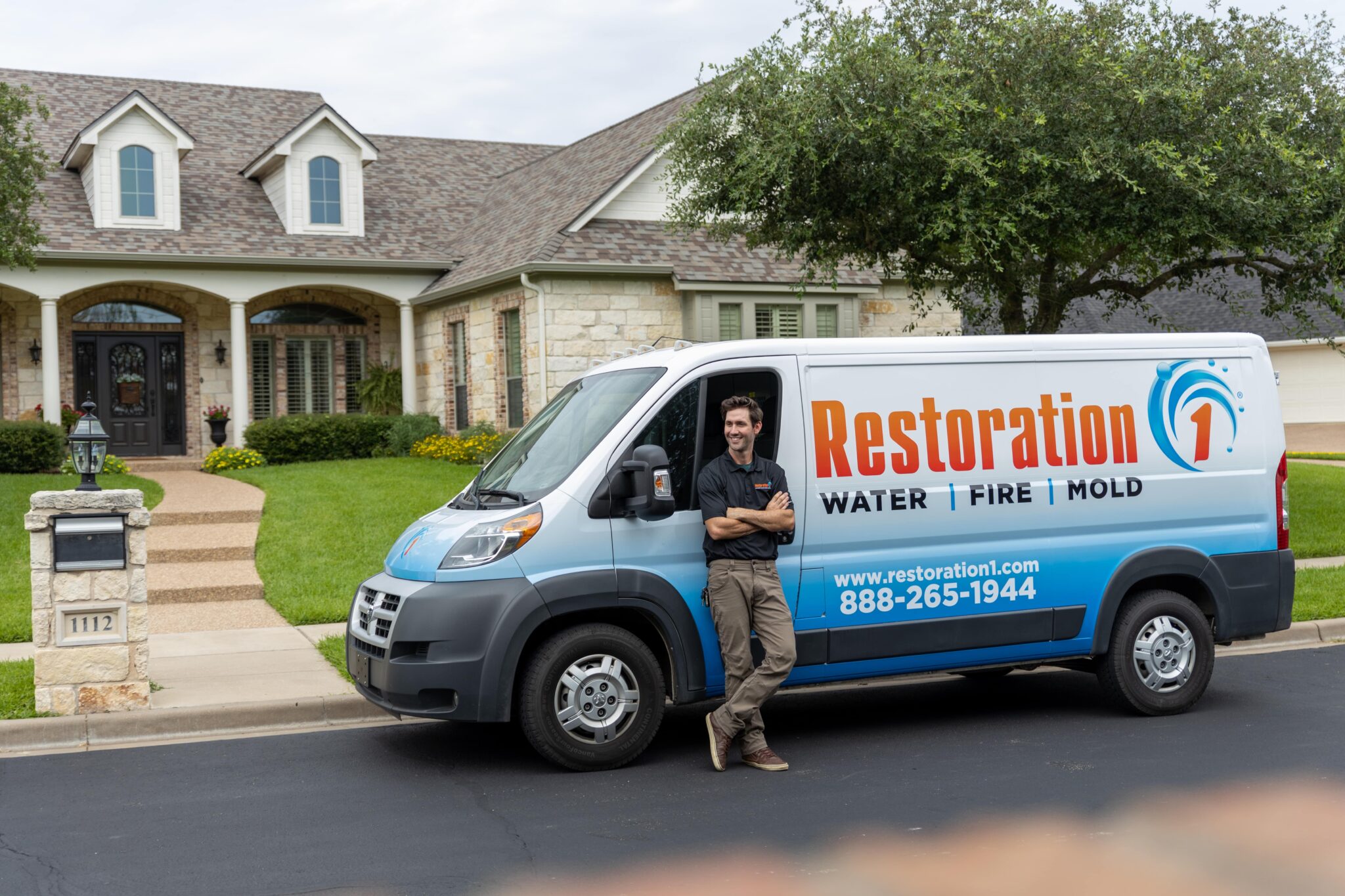 2I9A1336-min-2048x1365